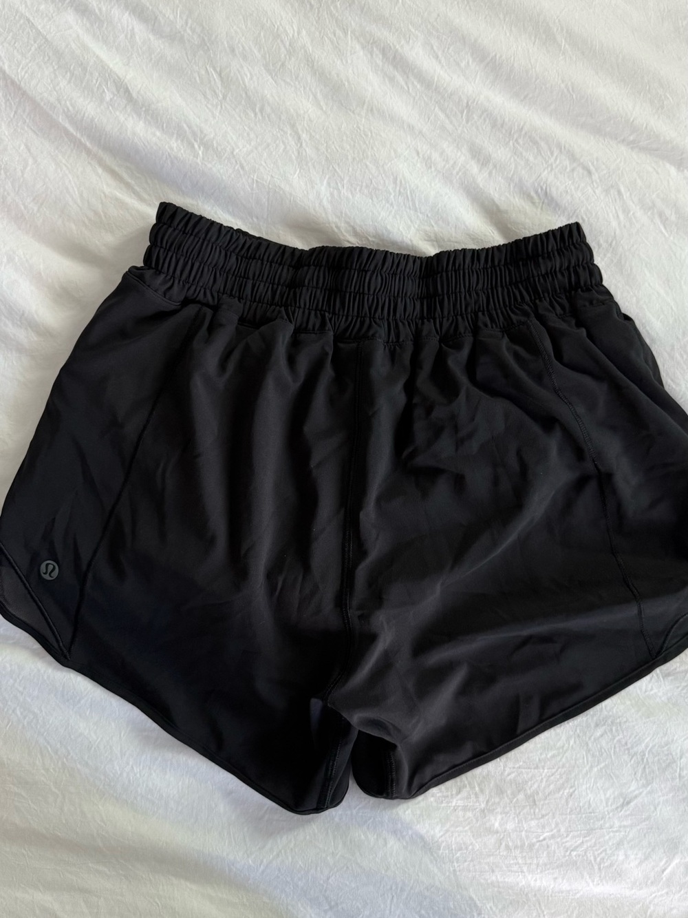 Lululemon Women’s Hotty Hot shirt